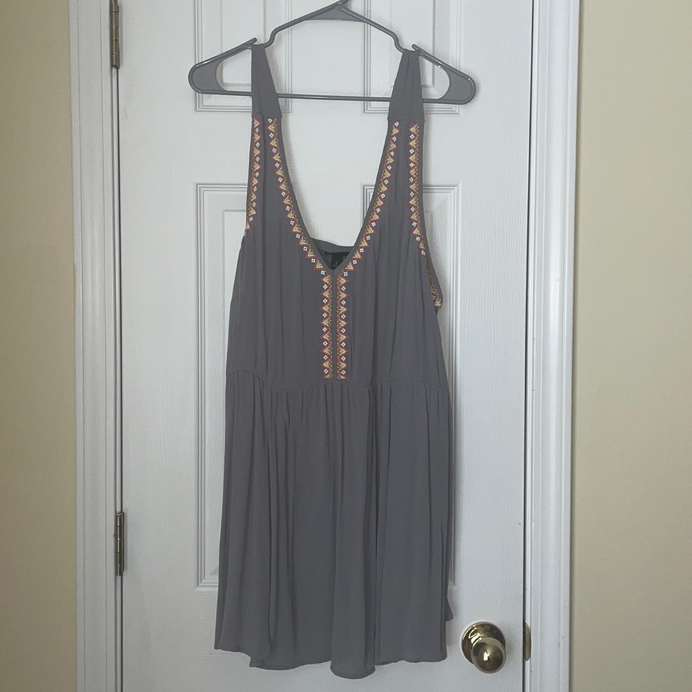 Pattern Tank